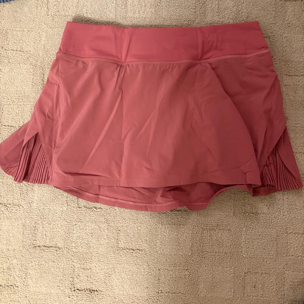 Lululemon Athletica Pleat to Street Rose Mini Skirt